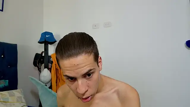 grey   27 online show from 02/23/25, 08:22