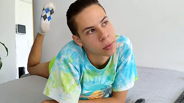 grey   27 online show from 02/26/25, 02:25