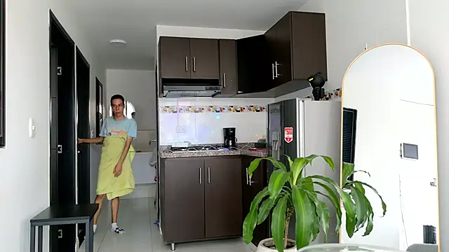 grey   27 online show from 02/28/25, 10:06