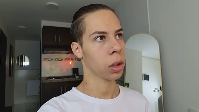 grey   27 online show from 03/10/25, 11:42