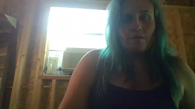 stellaquinn1775 online show from 12/19/25, 08:49