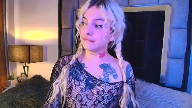 Bonnie vega online show from 03/21/25, 11:01