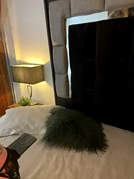 Bonnie vega online show from 12/18/25, 08:37