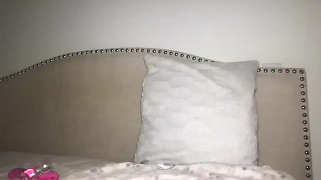 xoxcatt online show from 02/12/25, 04:23