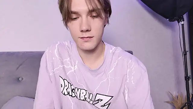 callmenineoneseven online show from 10/02/25, 11:12