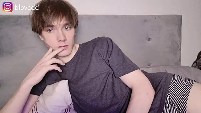 callmenineoneseven online show from 04/01/26, 10:18