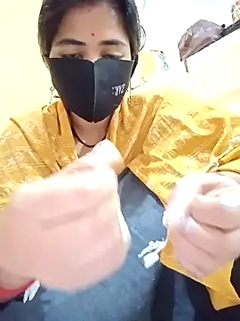 Snapshot of Mamta_Chaterjee chatting on 12/05/24, 02:20 Mamta Chaterjee online show from 12/05/24, 02:20