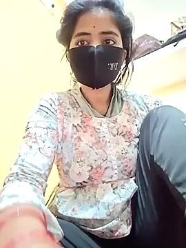 Snapshot of Mamta_Chaterjee chatting on 12/08/24, 02:49 Mamta Chaterjee online show from 12/08/24, 02:49