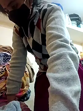 Snapshot of Mamta_Chaterjee chatting on 12/12/24, 10:13 Mamta Chaterjee online show from 12/12/24, 10:13