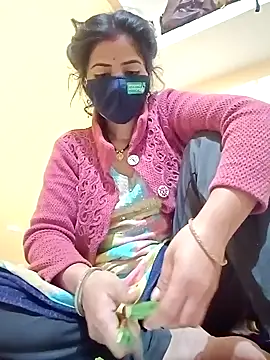 Snapshot of Mamta_Chaterjee chatting on 12/20/24, 02:52 Mamta Chaterjee online show from 12/20/24, 02:52