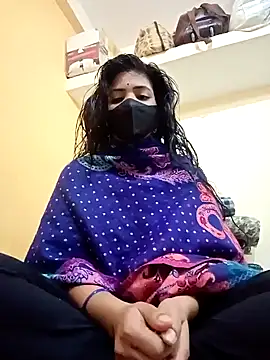 Snapshot of Mamta_Chaterjee chatting on 12/24/24, 01:49 Mamta Chaterjee online show from 12/24/24, 01:49