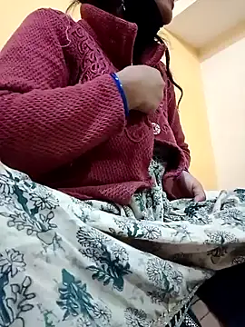 Snapshot of Mamta_Chaterjee chatting on 01/05/25, 02:38 Mamta Chaterjee online show from 01/05/25, 02:38