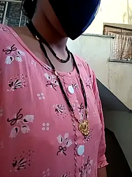 Snapshot of Mamta_Chaterjee chatting on 01/06/25, 02:58 Mamta Chaterjee online show from 01/06/25, 02:58