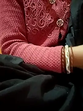 Snapshot of Mamta_Chaterjee chatting on 01/07/25, 03:03 Mamta Chaterjee online show from 01/07/25, 03:03