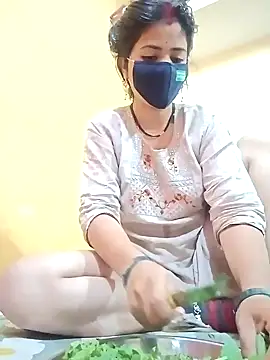 Snapshot of Mamta_Chaterjee chatting on 01/15/25, 02:49 Mamta Chaterjee online show from 01/15/25, 02:49