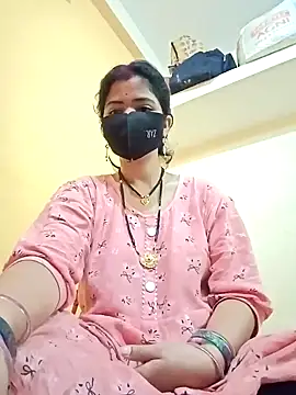 Snapshot of Mamta_Chaterjee chatting on 01/21/25, 02:11 Mamta Chaterjee online show from 01/21/25, 02:11