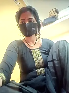 Snapshot of Mamta_Chaterjee chatting on 03/06/25, 03:24 Mamta Chaterjee online show from 03/06/25, 03:24