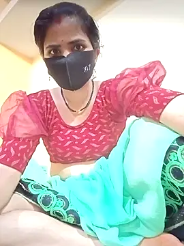 Snapshot of Mamta_Chaterjee chatting on 09/11/25, 03:45 Mamta Chaterjee online show from 09/11/25, 03:45