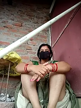 Snapshot of Mamta_Chaterjee chatting on 10/28/25, 01:53 Mamta Chaterjee online show from 10/28/25, 01:53