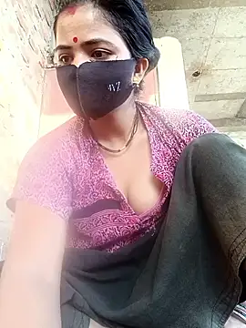 Snapshot of Mamta_Chaterjee chatting on 05/09/26, 01:11 Mamta Chaterjee online show from 05/09/26, 01:11