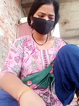Snapshot of Mamta_Chaterjee chatting on 06/03/26, 01:41 Mamta Chaterjee online show from 06/03/26, 01:41