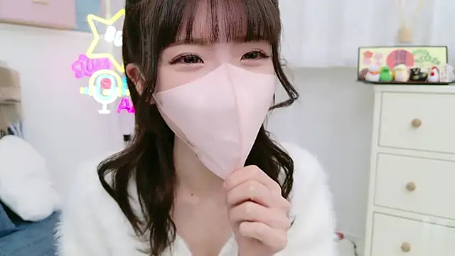 Snapshot of -minami- chatting on 01/07/25, 12:09 -minami- online show from 01/07/25, 12:09