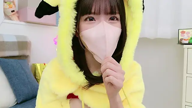 Snapshot of -minami- chatting on 01/09/25, 12:30 -minami- online show from 01/09/25, 12:30