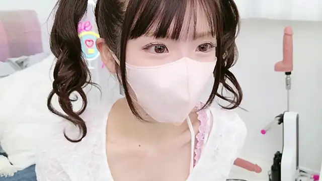 Snapshot of -minami- chatting on 02/28/25, 12:09 -minami- online show from 02/28/25, 12:09