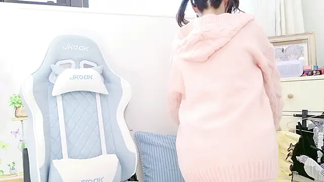 -minami- online show from 11/22/25, 03:05