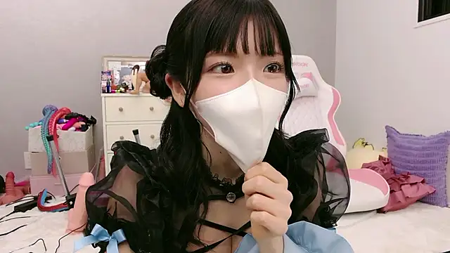 Snapshot of -minami- chatting on 06/25/26, 12:31 -minami- online show from 06/25/26, 12:31