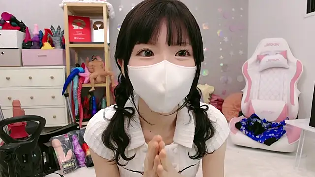 Snapshot of -minami- chatting on 08/01/26, 03:17 -minami- online show from 08/01/26, 03:17