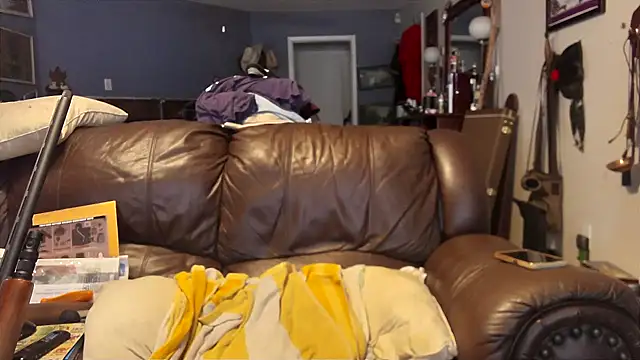 Snapshot of PincheDave4u chatting on 12/25/24, 07:24 PincheDave4u online show from 12/25/24, 07:24