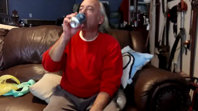 Snapshot of PincheDave4u chatting on 02/09/25, 10:32 PincheDave4u online show from 02/09/25, 10:32