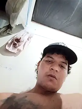 Snapshot of yoryisexi chatting on 10/06/25, 11:24 yoryisexi online show from 10/06/25, 11:24