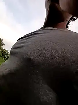 Snapshot of yoryisexi chatting on 10/16/25, 01:34 yoryisexi online show from 10/16/25, 01:34