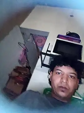 Snapshot of yoryisexi chatting on 12/03/25, 03:43 yoryisexi online show from 12/03/25, 03:43