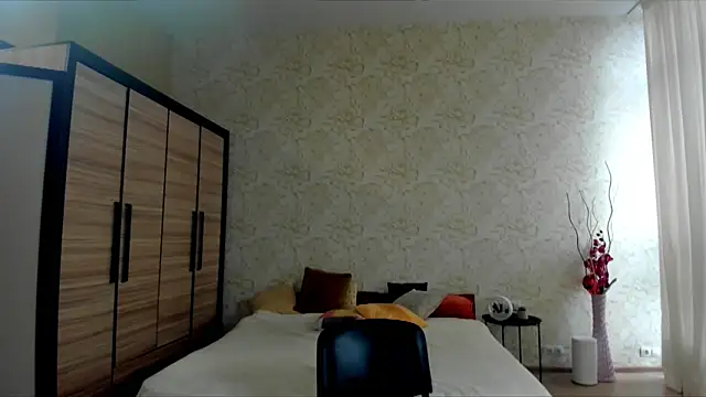 Snapshot of JulisSweet chatting on 01/31/25, 12:07 JulisSweet online show from 01/31/25, 12:07