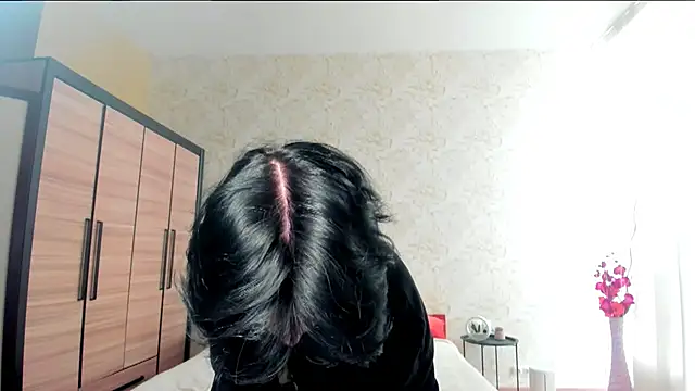 Snapshot of JulisSweet chatting on 02/10/25, 07:36 JulisSweet online show from 02/10/25, 07:36