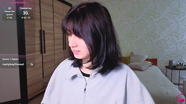 JulisSweet online show from 10/23/25, 07:29