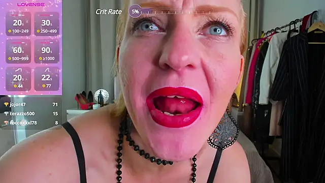 Snapshot of SquirtyAlisa chatting on 01/18/25, 01:30 SquirtyAlisa online show from 01/18/25, 01:30