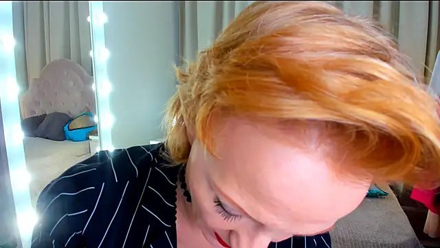 Snapshot of SquirtyAlisa chatting on 02/24/25, 05:09 SquirtyAlisa online show from 02/24/25, 05:09