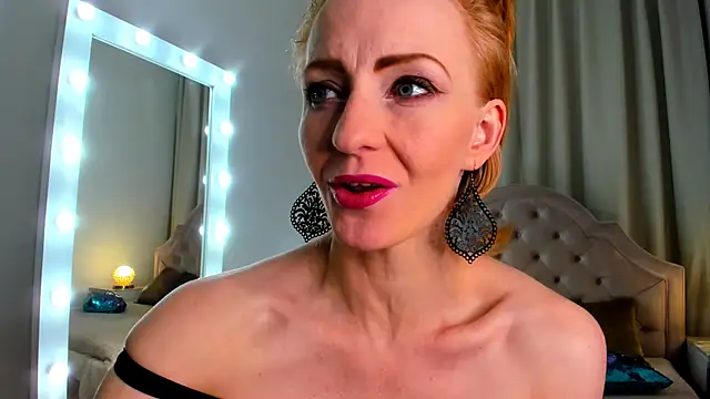 Snapshot of SquirtyAlisa chatting on 03/15/25, 08:10 SquirtyAlisa online show from 03/15/25, 08:10