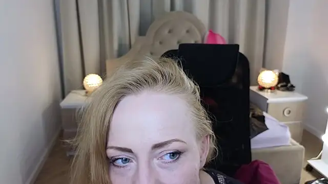 SquirtyAlisa online show from 04/23/26, 12:15