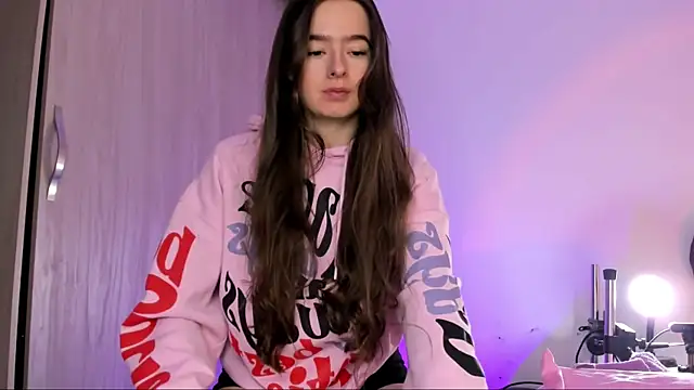 aalyce syn online show from 11/27/25, 05:04