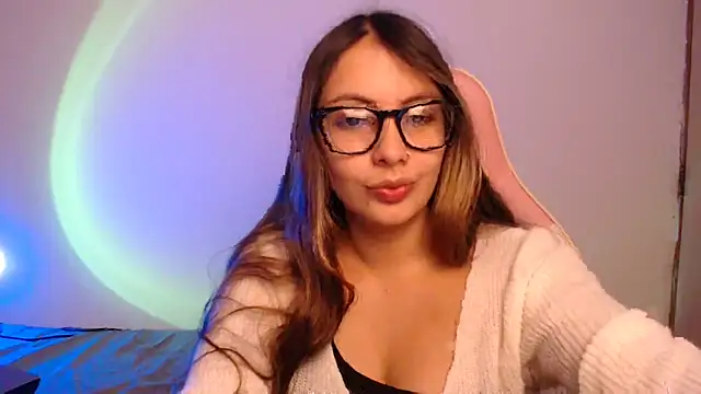 lalawhitte online show from 10/04/25, 03:54