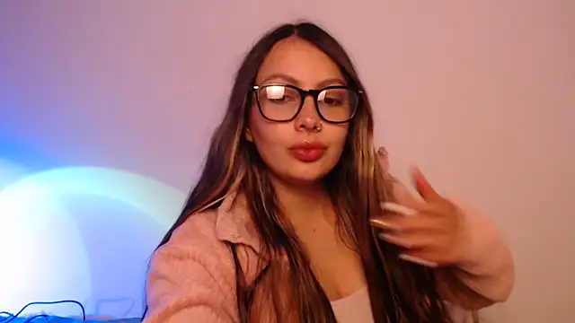 lalawhitte online show from 11/25/25, 09:48