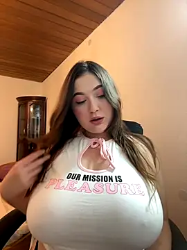 Kamilla Loop online show from 09/18/25, 08:44