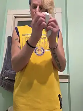 Cutetrans90 online show from 12/18/25, 07:58