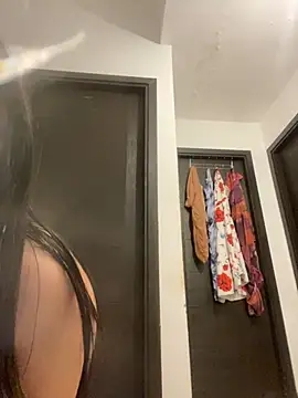 Snapshot of Hot-Sarah-arab chatting on 12/14/24, 08:45 Hot-Sarah-arab online show from 12/14/24, 08:45