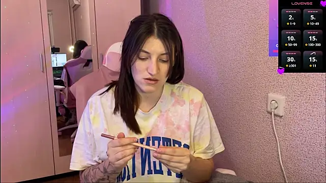 Katrin  kiss online show from 02/10/25, 05:09